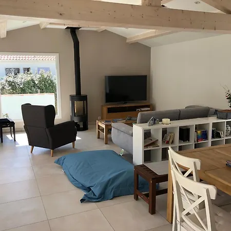 Maison Confort A 100m De La - 8 Pers - - Fr-1-823-75 La Gueriniere