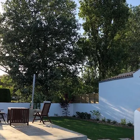 Maison Confort A 100m De La - 8 Pers - - Fr-1-823-75 Holiday home La Gueriniere